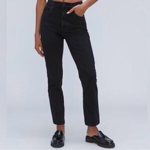 NWT Everlane The Curvy Cheeky Straight Jean Black Size 30